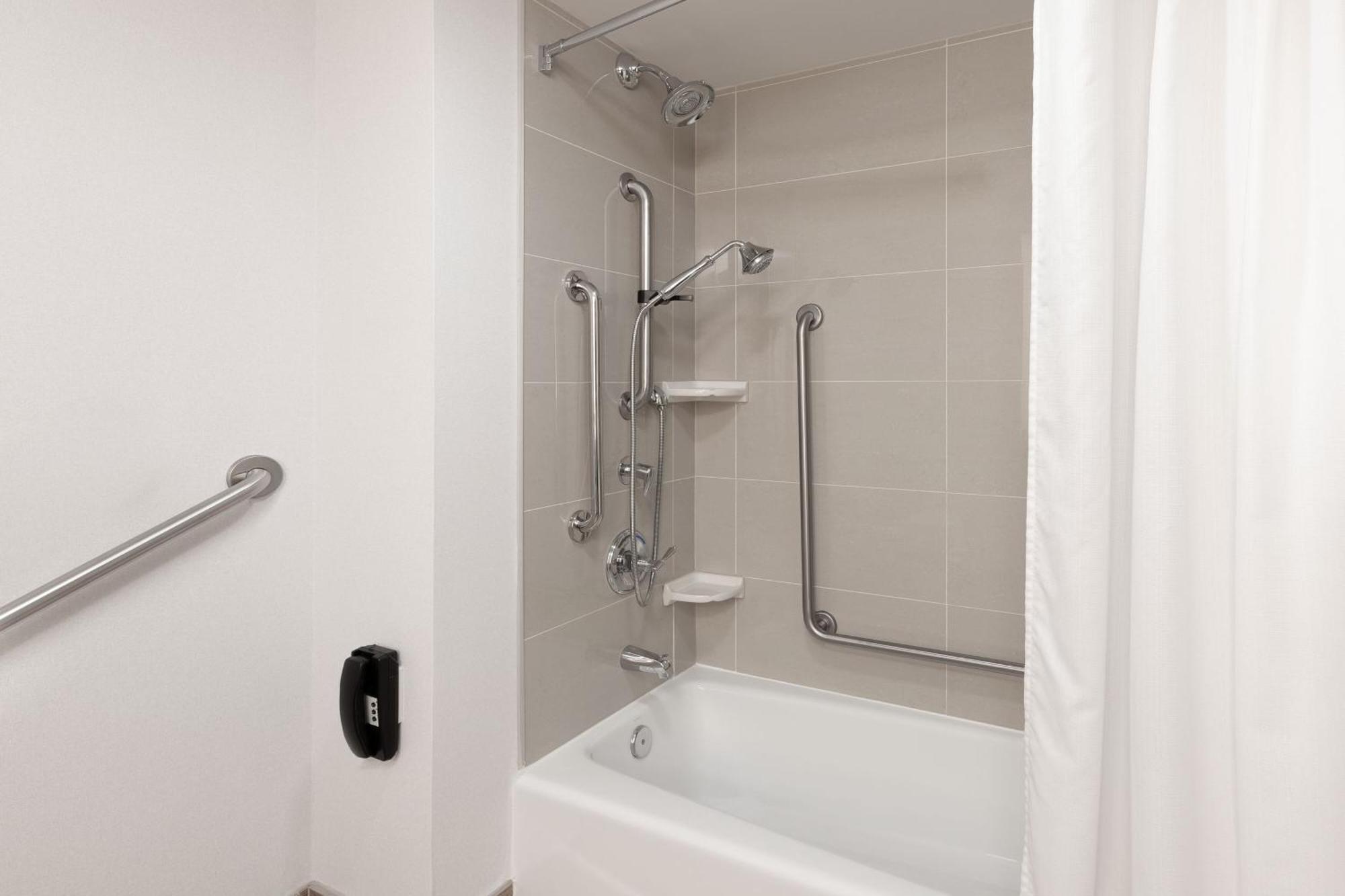 Towneplace Suites By Marriott Sudbury Exteriör bild
