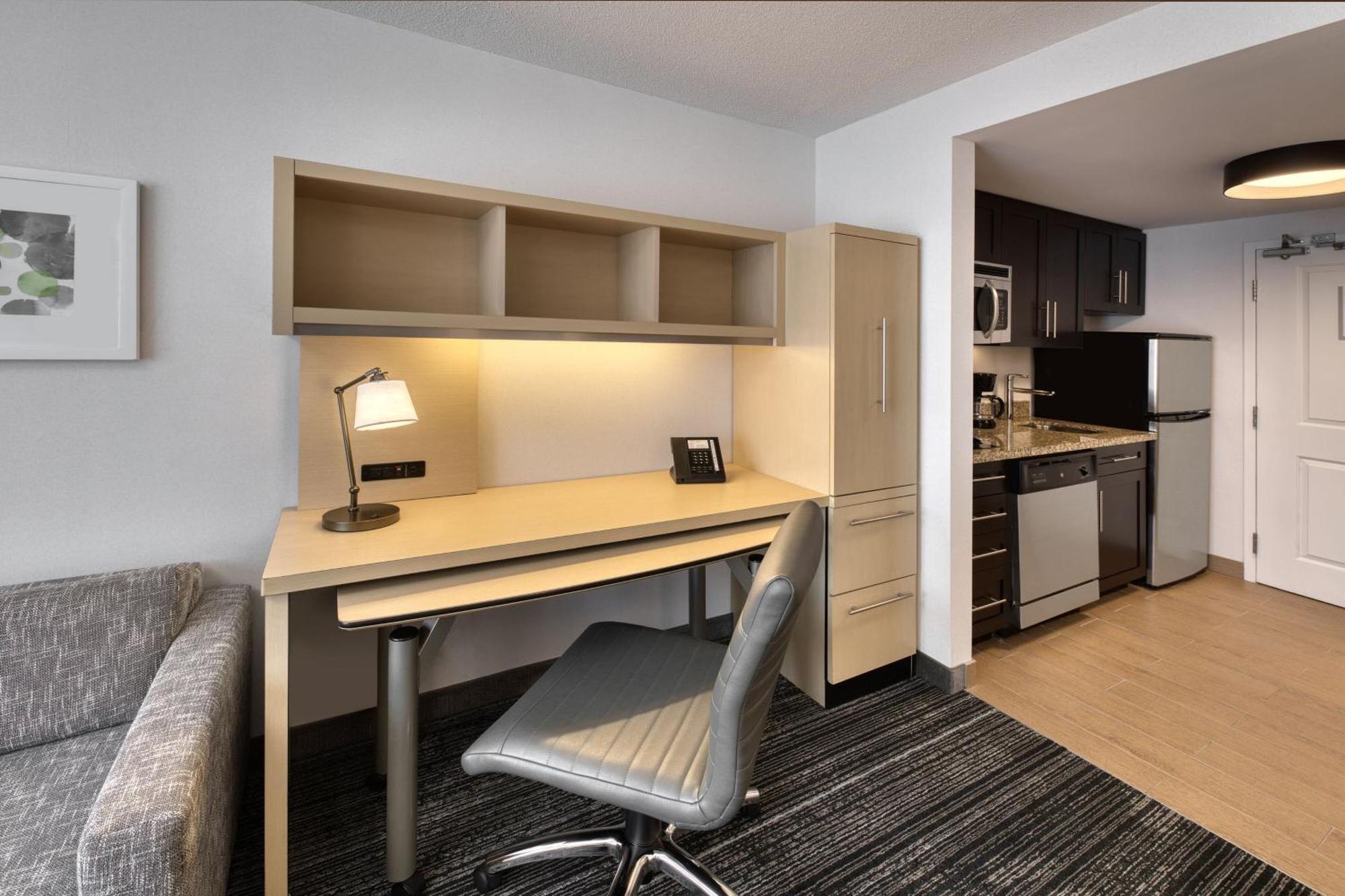 Towneplace Suites By Marriott Sudbury Exteriör bild