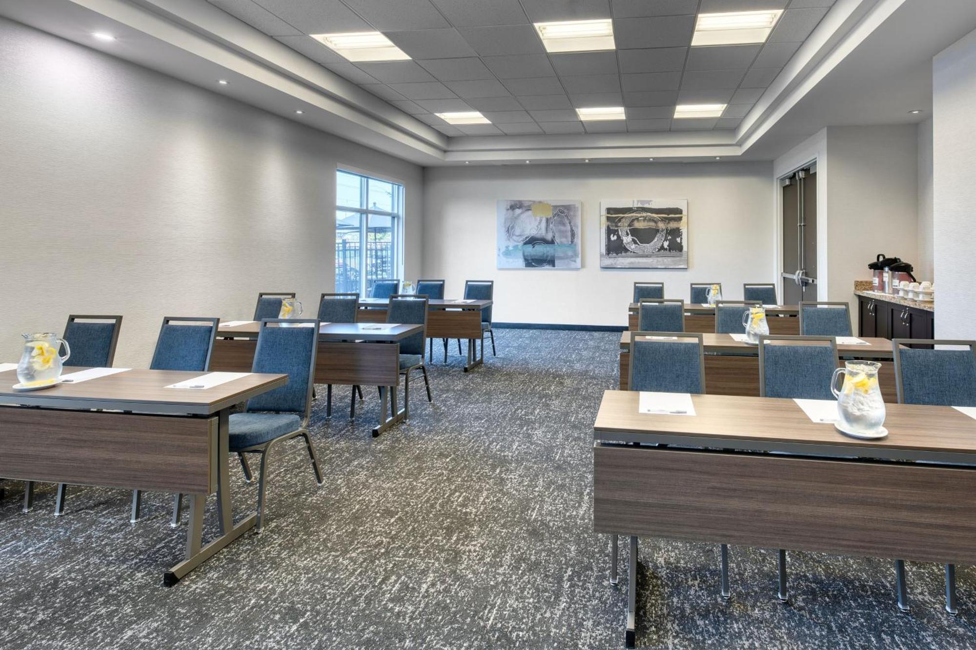 Towneplace Suites By Marriott Sudbury Exteriör bild