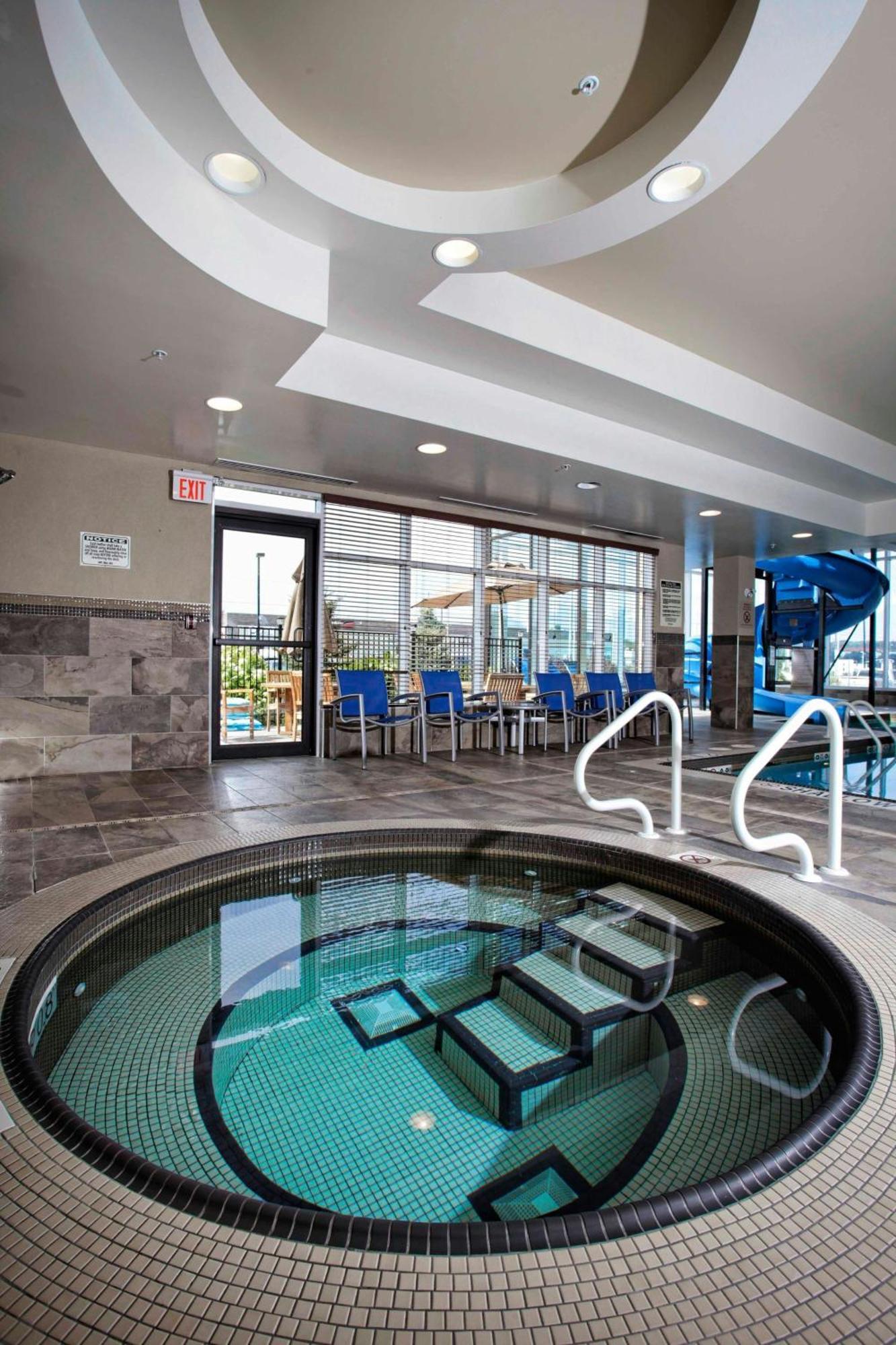Towneplace Suites By Marriott Sudbury Exteriör bild