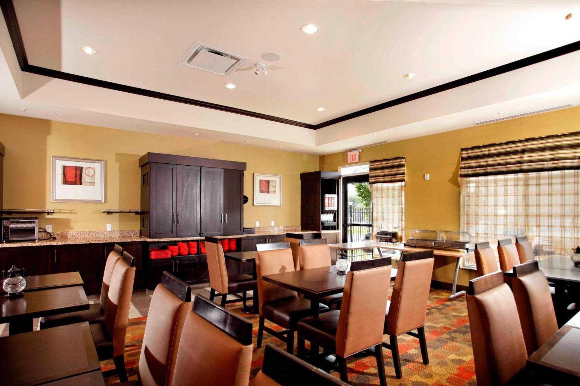 Towneplace Suites By Marriott Sudbury Exteriör bild
