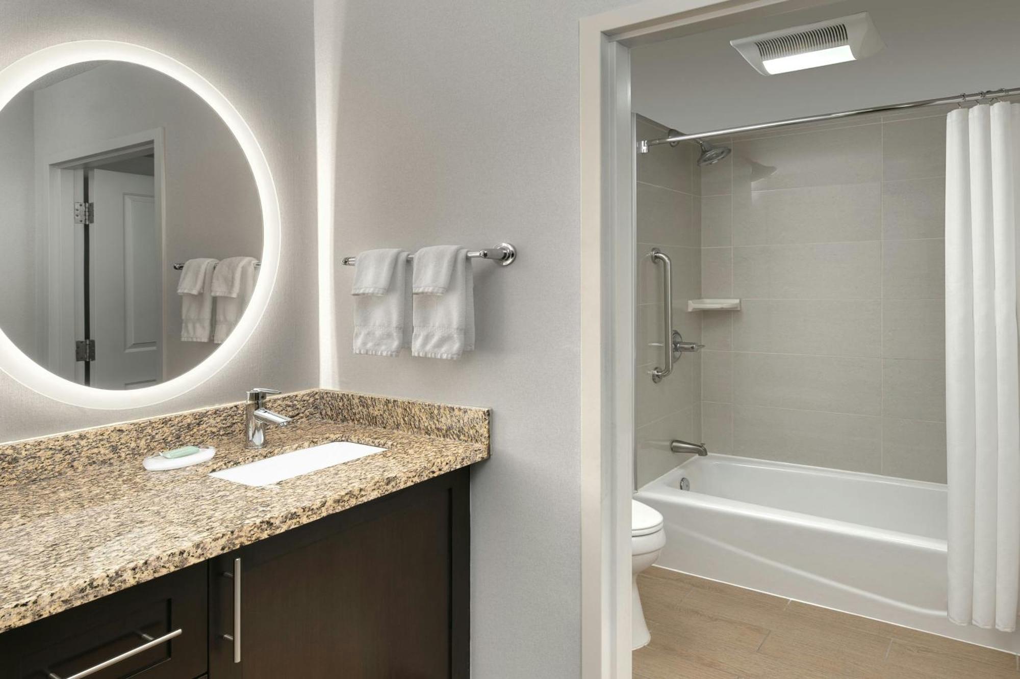 Towneplace Suites By Marriott Sudbury Exteriör bild