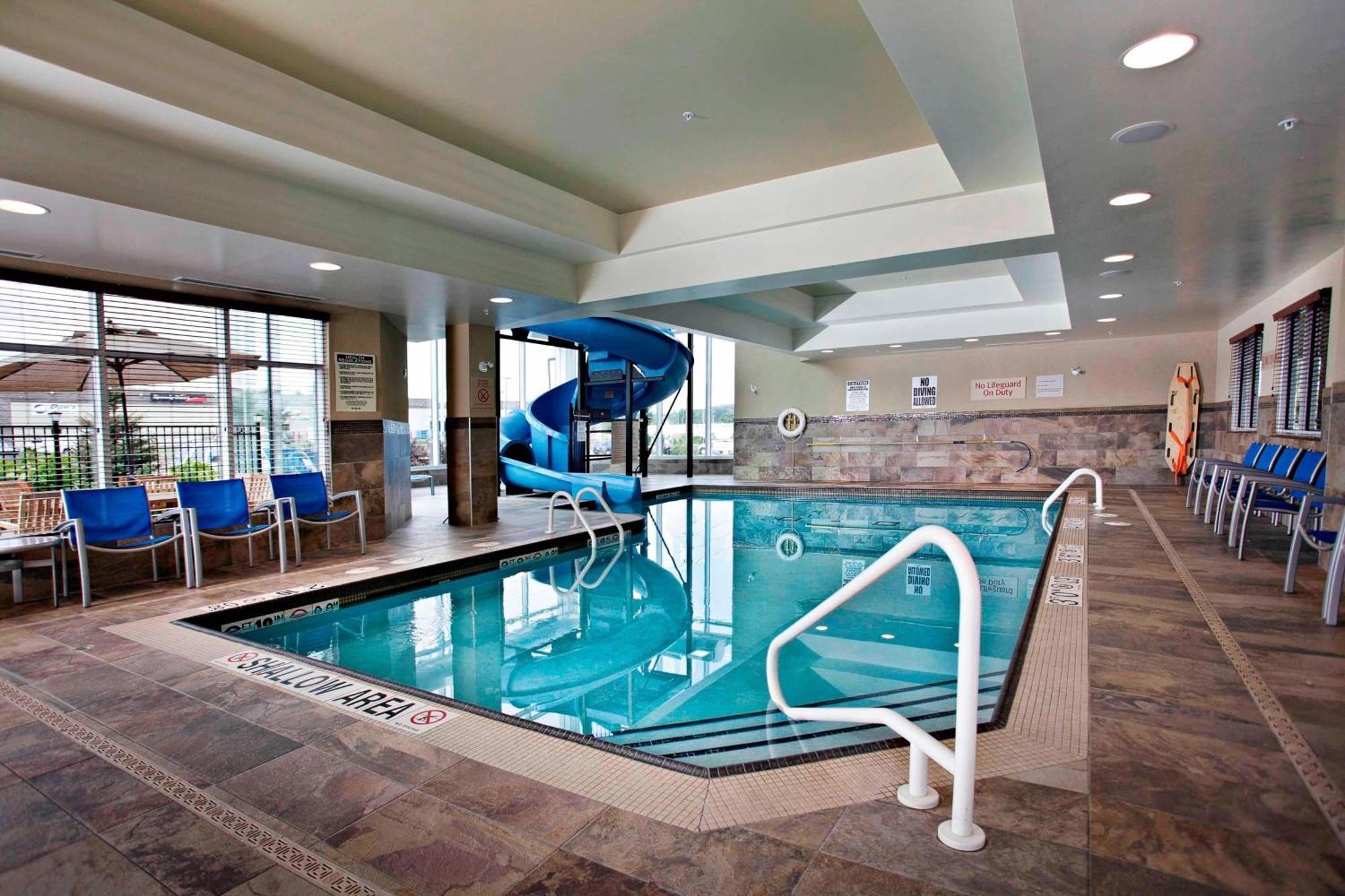 Towneplace Suites By Marriott Sudbury Exteriör bild