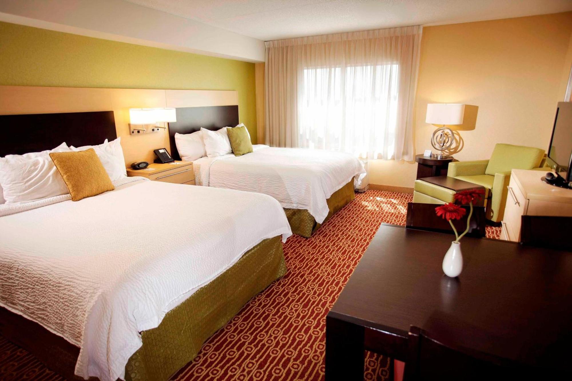 Towneplace Suites By Marriott Sudbury Exteriör bild