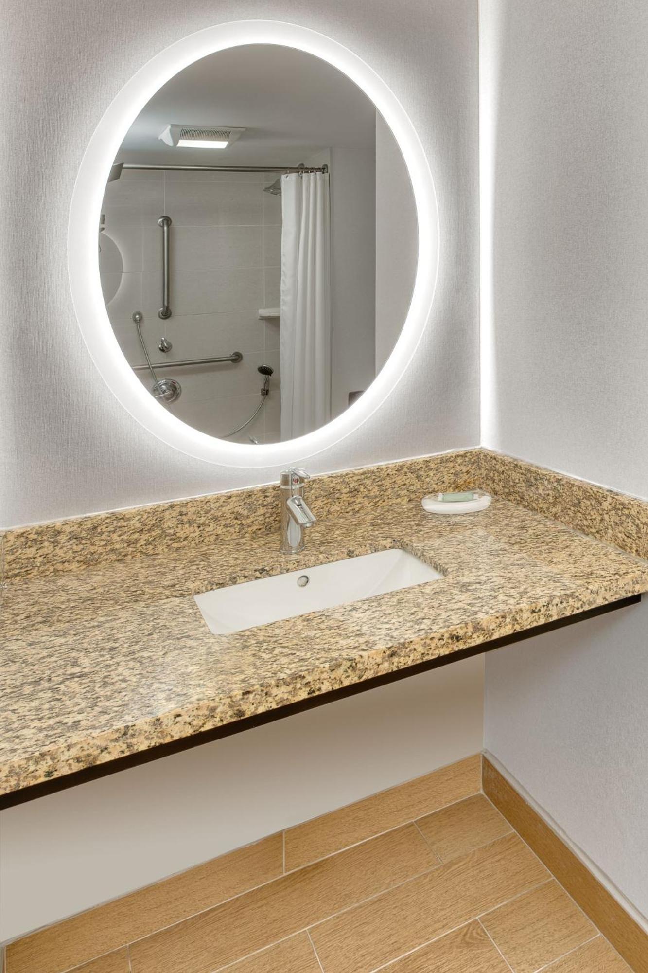 Towneplace Suites By Marriott Sudbury Exteriör bild