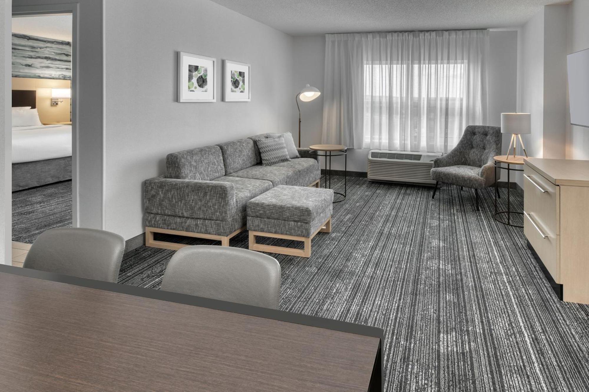 Towneplace Suites By Marriott Sudbury Exteriör bild