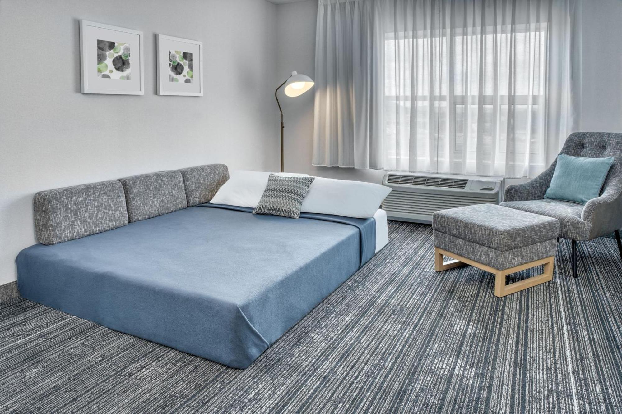Towneplace Suites By Marriott Sudbury Exteriör bild