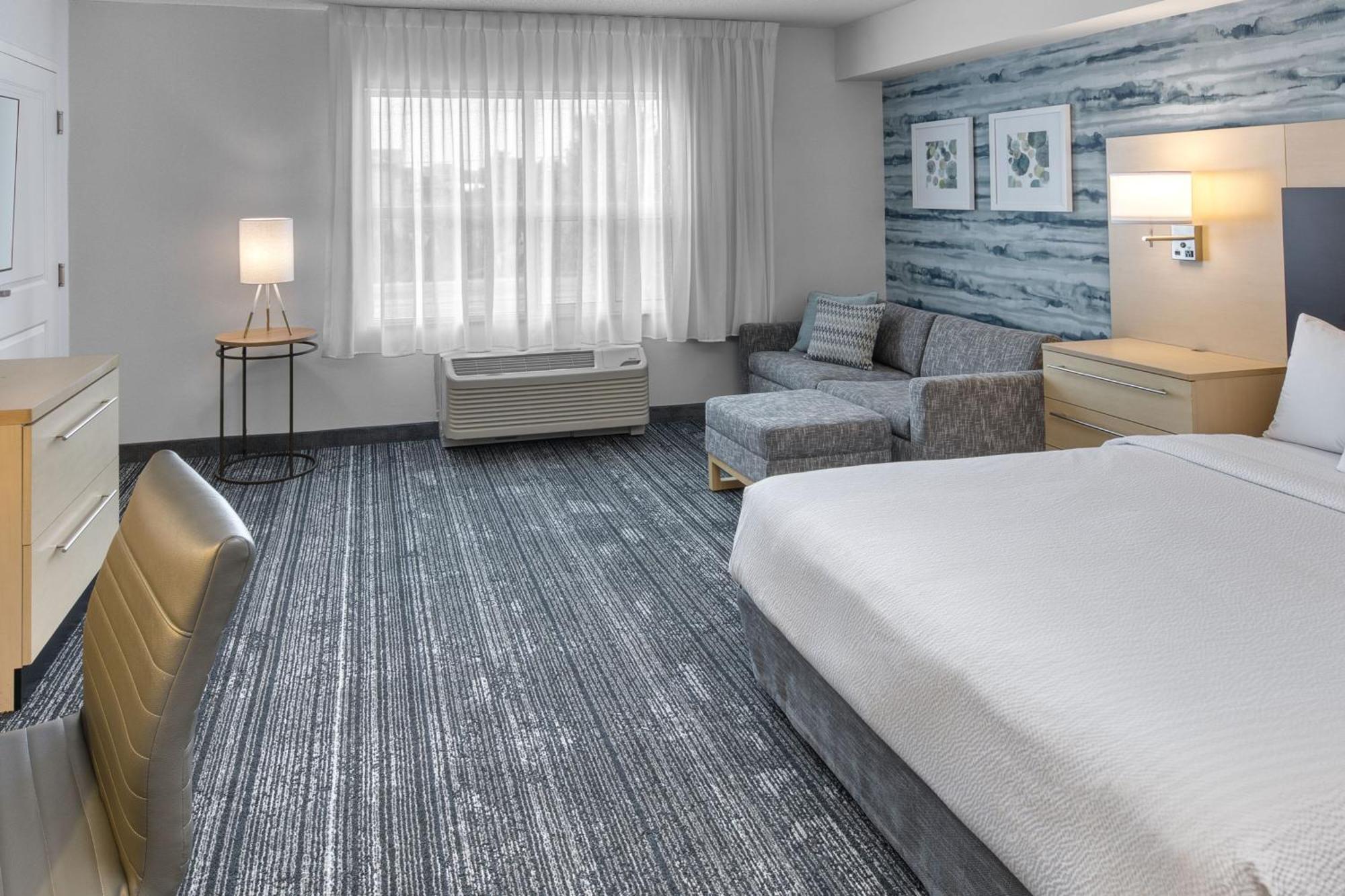 Towneplace Suites By Marriott Sudbury Exteriör bild