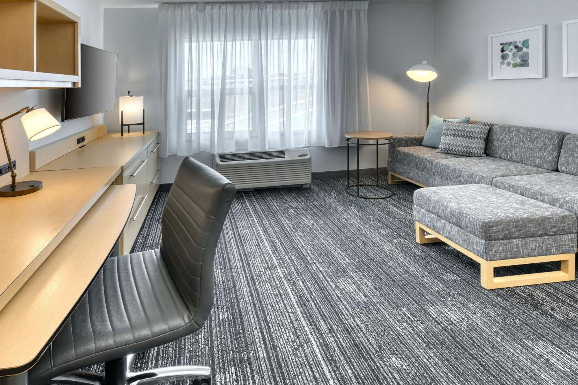Towneplace Suites By Marriott Sudbury Exteriör bild